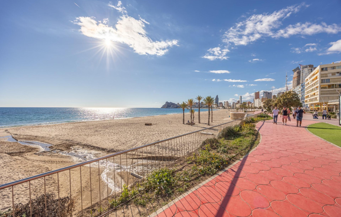 For Sale - Apartment - Benidorm - Playa de Poniente