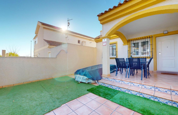 For Sale - Terraced house - Pilar de la Horadada - Torre de la Horadada