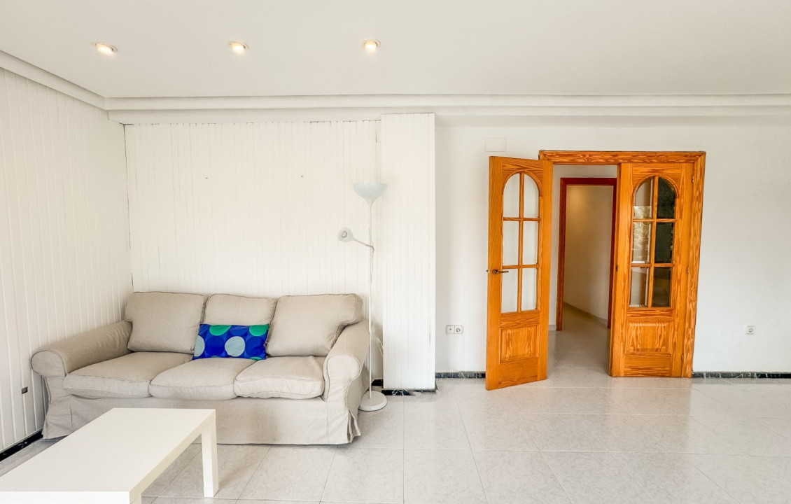 Alquiler Larga Estancia - Piso - Elche