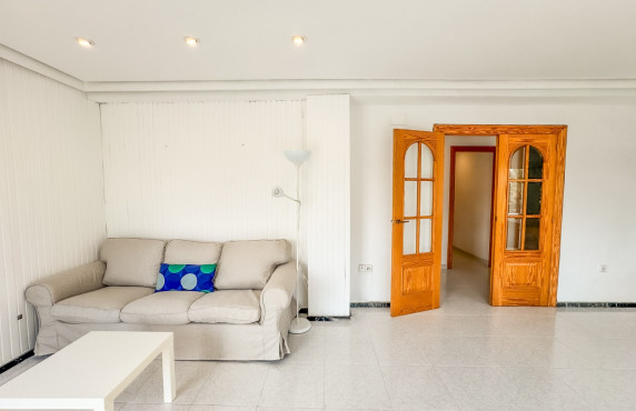 Alquiler Larga Estancia - Piso - Elche