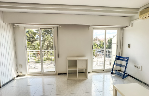Alquiler Larga Estancia - Piso - Elche