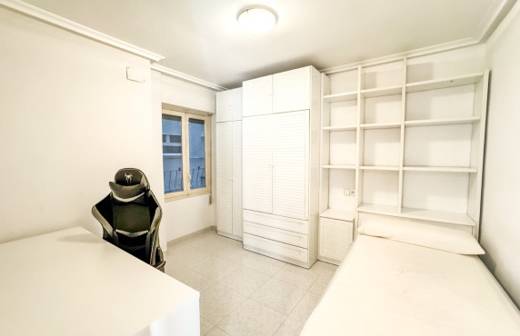 Alquiler Larga Estancia - Piso - Elche