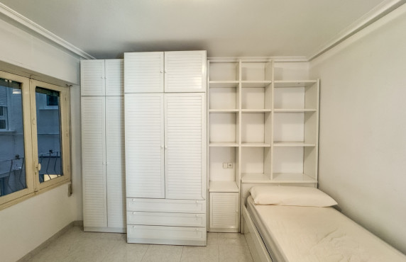 Alquiler Larga Estancia - Piso - Elche