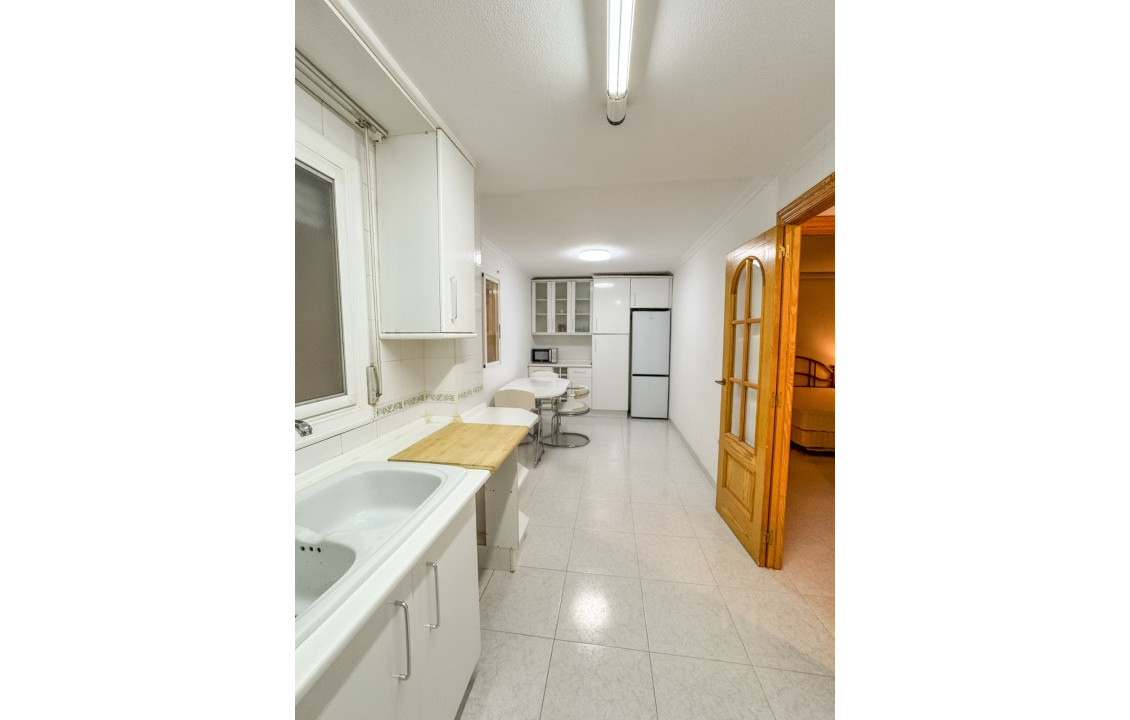 Alquiler Larga Estancia - Piso - Elche