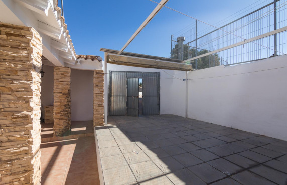 For Sale - villa - Algueña - CENTRO URBANO ALGUEÑA ESPAÑA