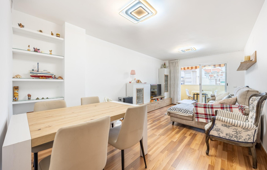 For Sale - Apartment - Benidorm - Colonia Madrid