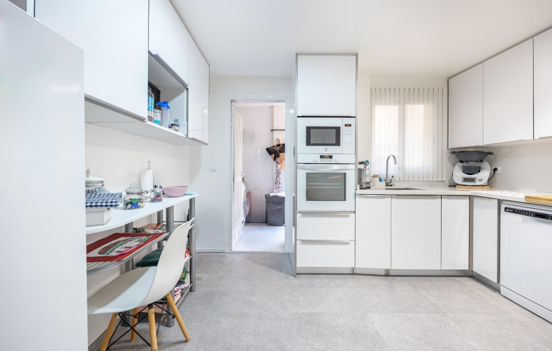 For Sale - Apartment - Benidorm - Colonia Madrid