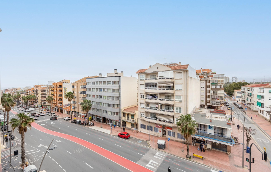 For Sale - Apartment - Benidorm - Colonia Madrid