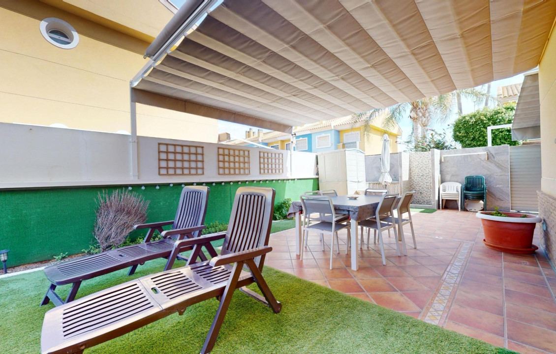 For Sale - Terraced house - Pilar de la Horadada - La Torre de la Horadada