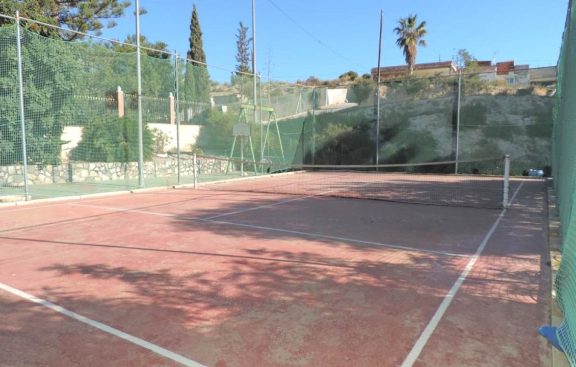 For Sale - villa - Crevillent - PTD.SAN ANTONIO