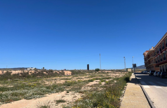 Venta - urban plot - Pinoso - A 1 km de pinoso