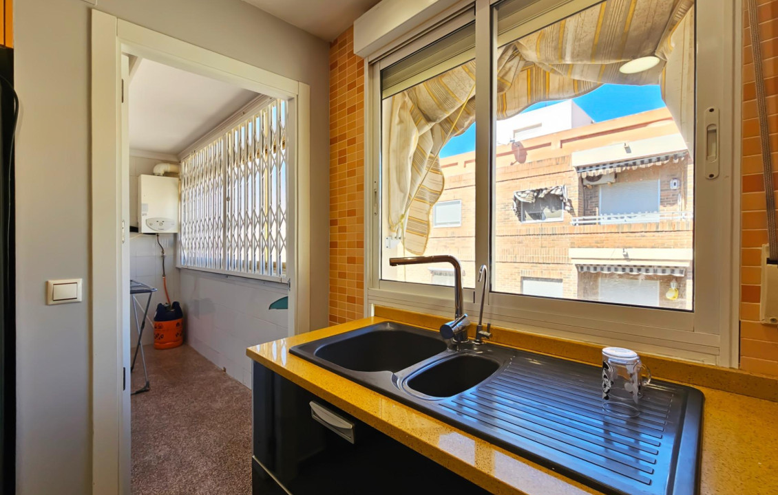 For Sale - Flat - El altet - Centro