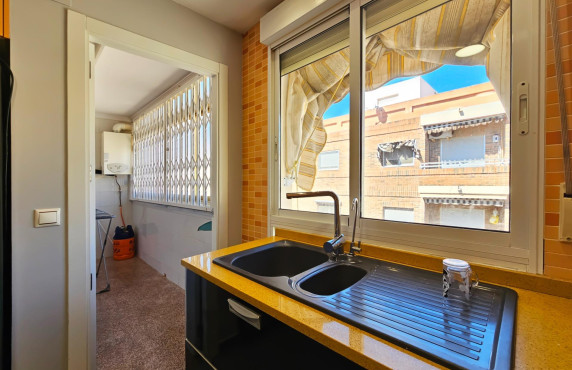 For Sale - Flat - El altet - Centro