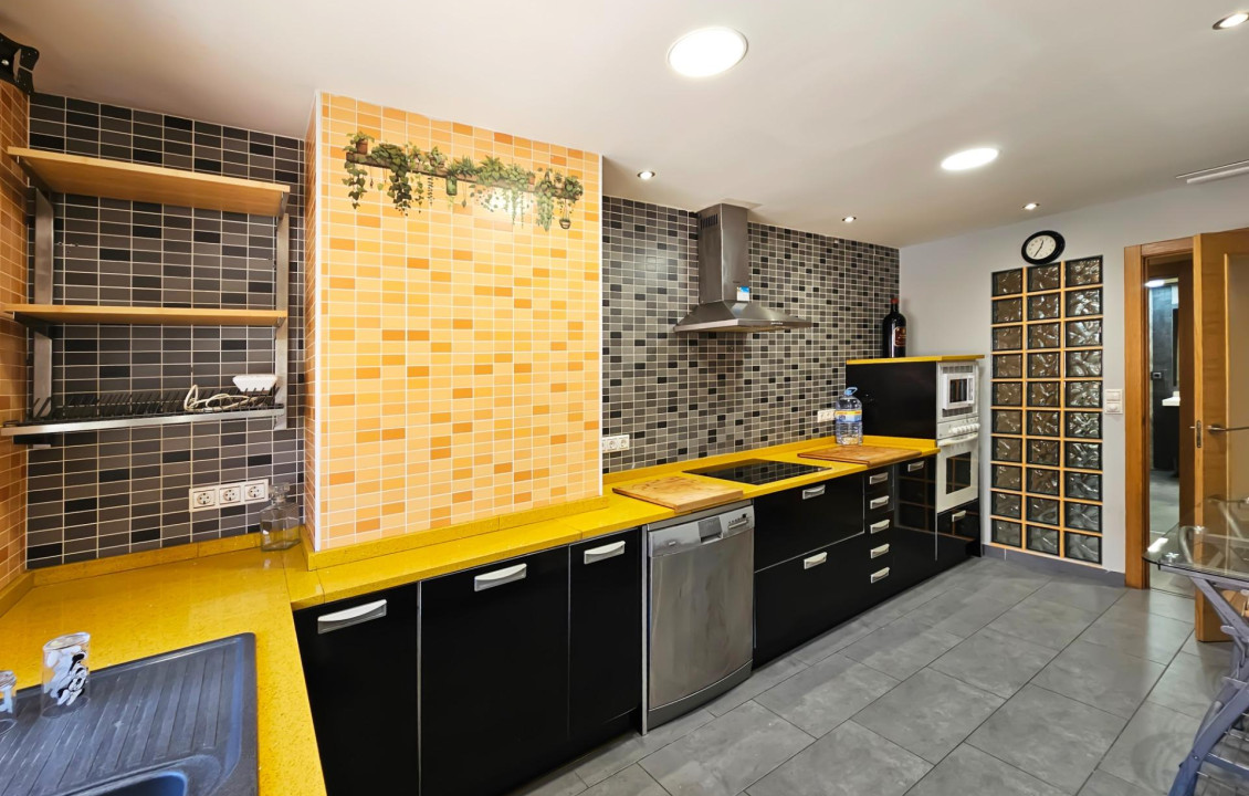 For Sale - Flat - El altet - Centro