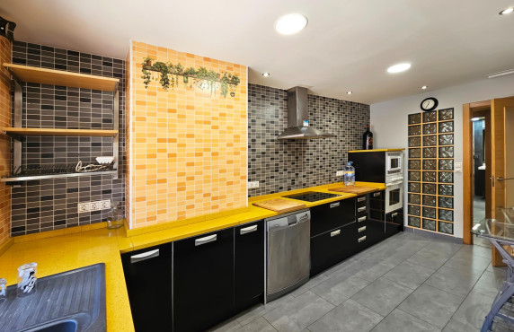 For Sale - Flat - El altet - Centro