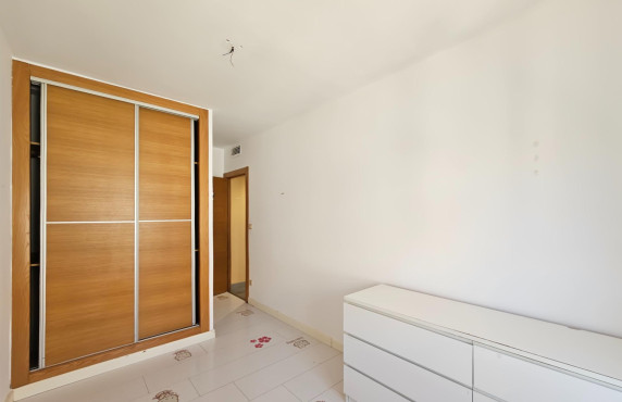 For Sale - Flat - El altet - Centro