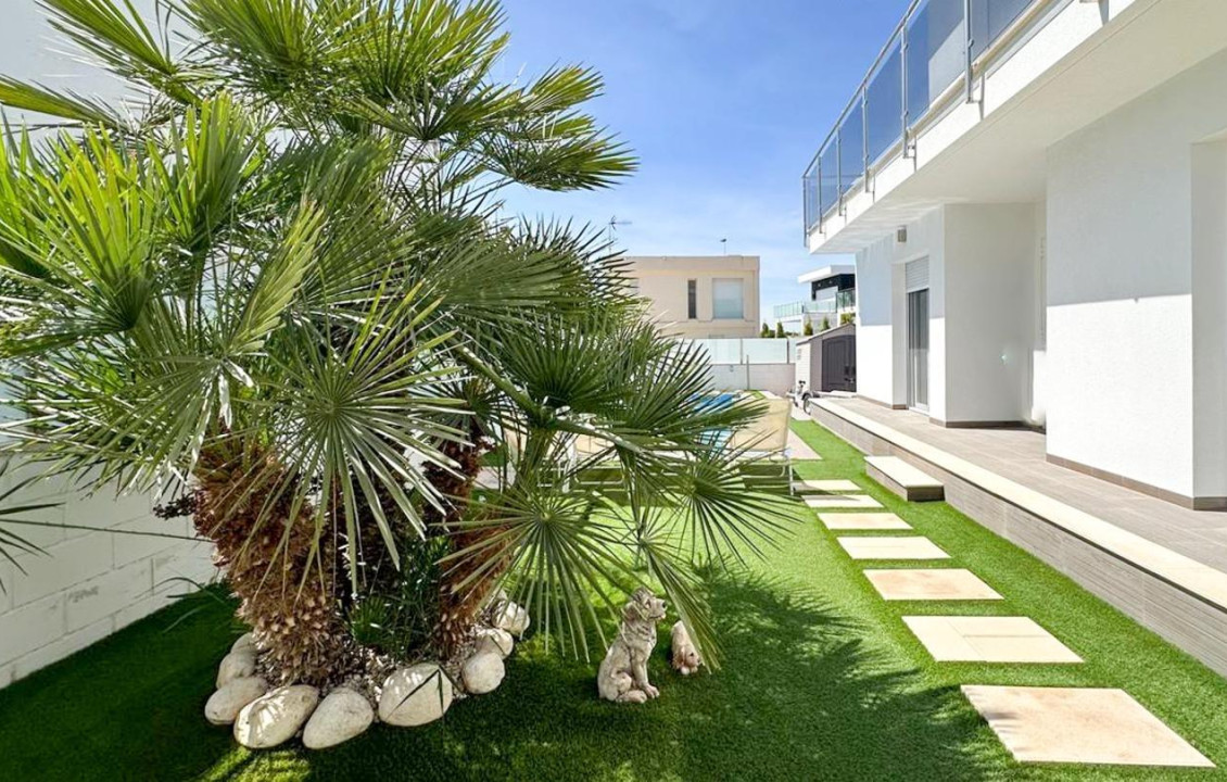For Sale - villa - Gran alacant - Monte y Mar