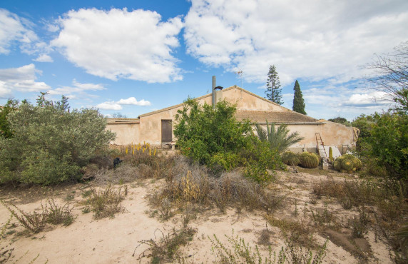 For Sale - Country house - La hoya - La Hoya-Daimes-El Derramador