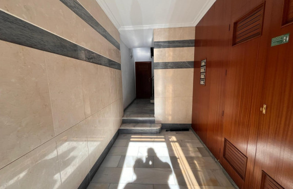 For Sale - Mezzanine - Elche - Plaza Obispo Siuri