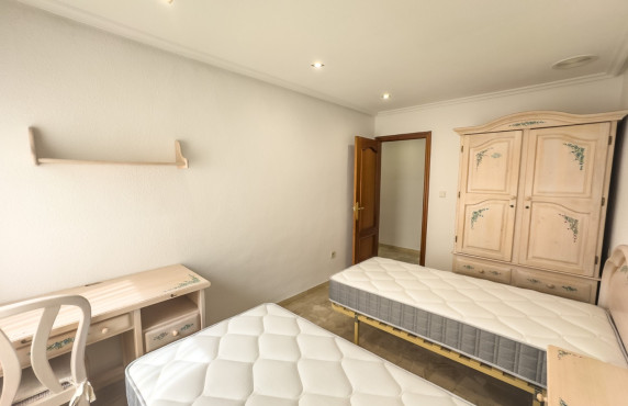 Alquiler Larga Estancia - Piso - Elche
