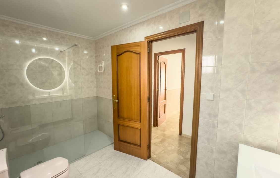Alquiler Larga Estancia - Piso - Elche