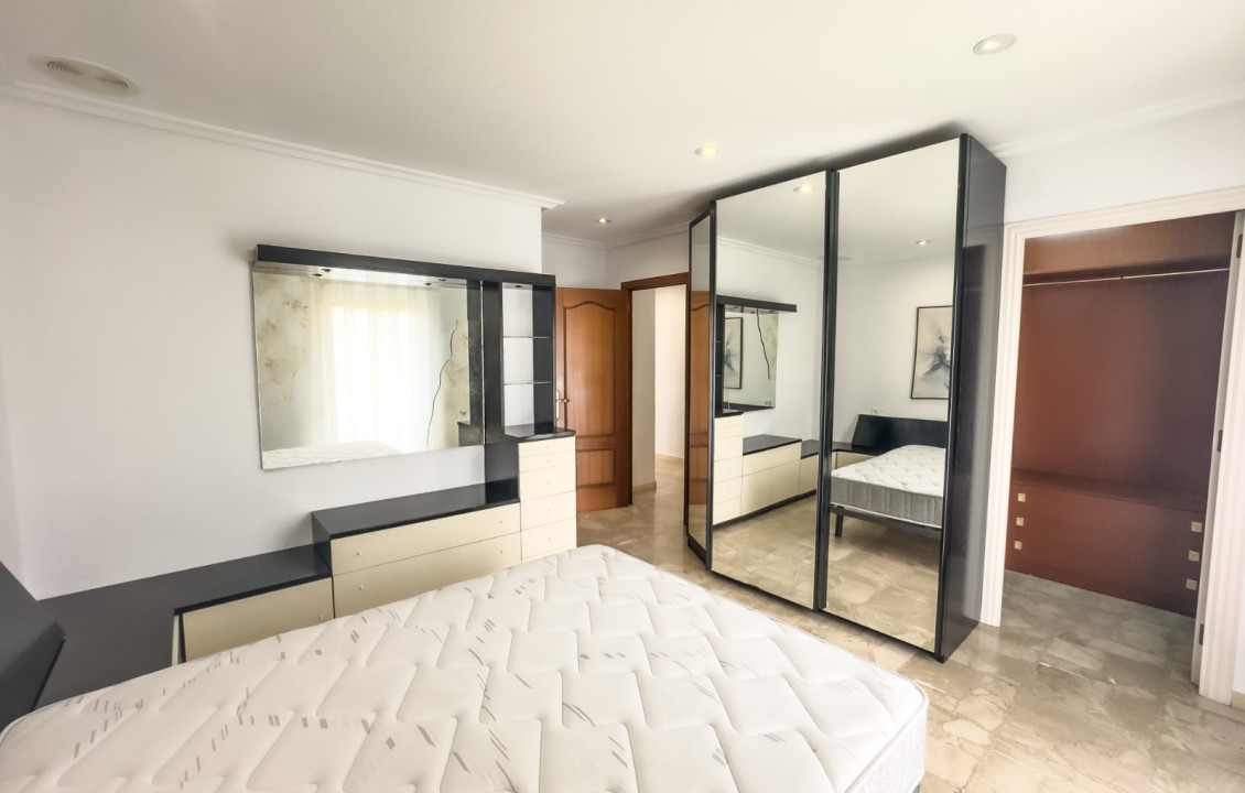 Alquiler Larga Estancia - Piso - Elche