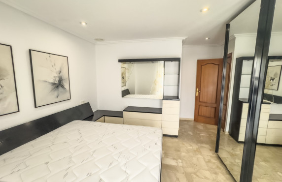 Alquiler Larga Estancia - Piso - Elche