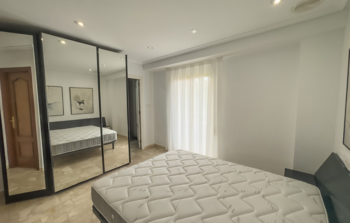 Alquiler Larga Estancia - Piso - Elche