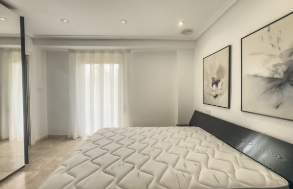 Alquiler Larga Estancia - Piso - Elche