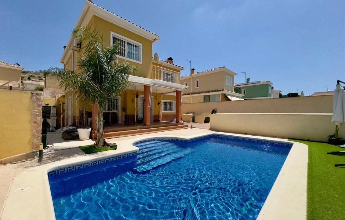 For Sale - villa - Aspe - Santa Elena