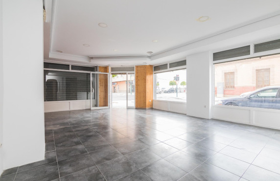 Venta - Commercial Unit - Torrellano - Centro