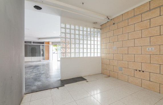 Venta - Commercial Unit - Torrellano - Centro