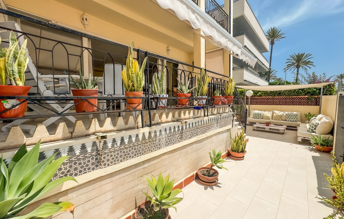 Seasonal Rental - Apartment - Santa Pola - Santiago Bernabeu