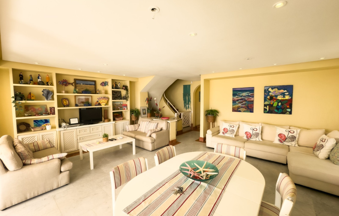 Seasonal Rental - Apartment - Santa Pola - Santiago Bernabeu