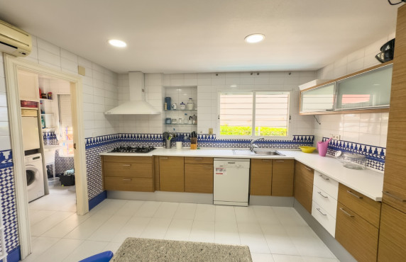 Seasonal Rental - Apartment - Santa Pola - Santiago Bernabeu