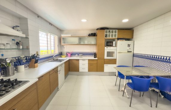 Seasonal Rental - Apartment - Santa Pola - Santiago Bernabeu