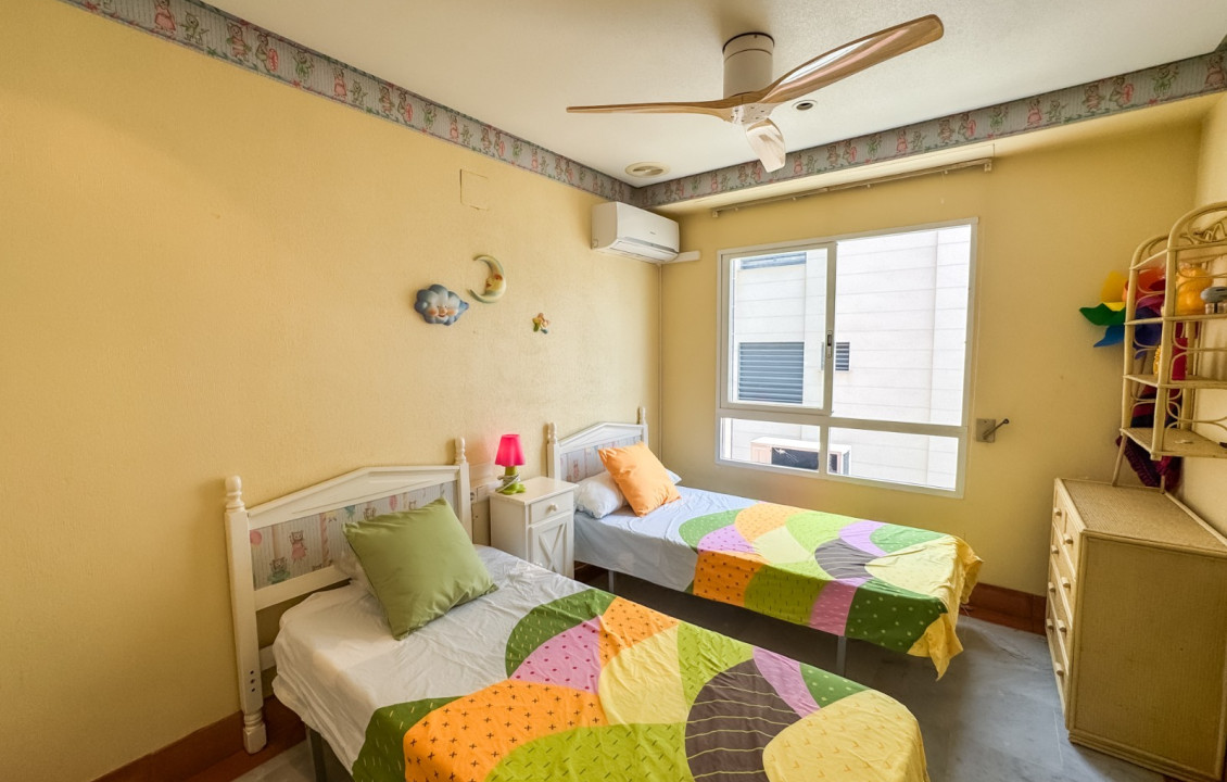 Seasonal Rental - Apartment - Santa Pola - Santiago Bernabeu