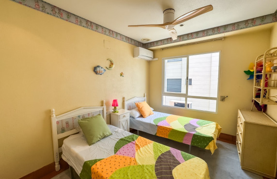 Seasonal Rental - Apartment - Santa Pola - Santiago Bernabeu