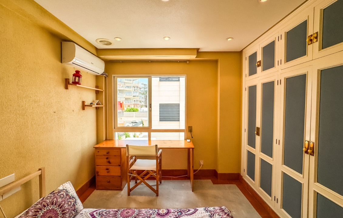 Seasonal Rental - Apartment - Santa Pola - Santiago Bernabeu