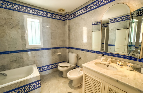 Seasonal Rental - Apartment - Santa Pola - Santiago Bernabeu