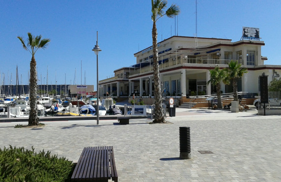 Seasonal Rental - Apartment - Santa Pola - Santiago Bernabeu