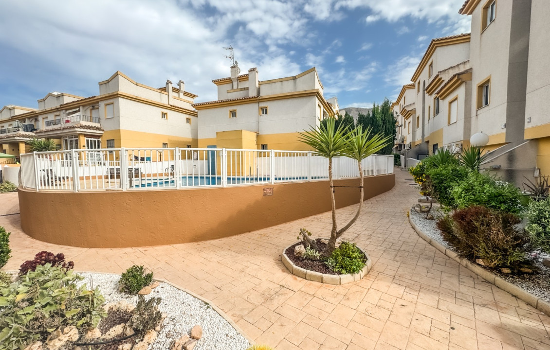 Long Rental Period - Apartment - Cox