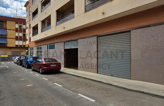 Venta - Commercial Unit - Torrellano - Centro