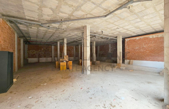 Venta - Commercial Unit - Torrellano - Centro