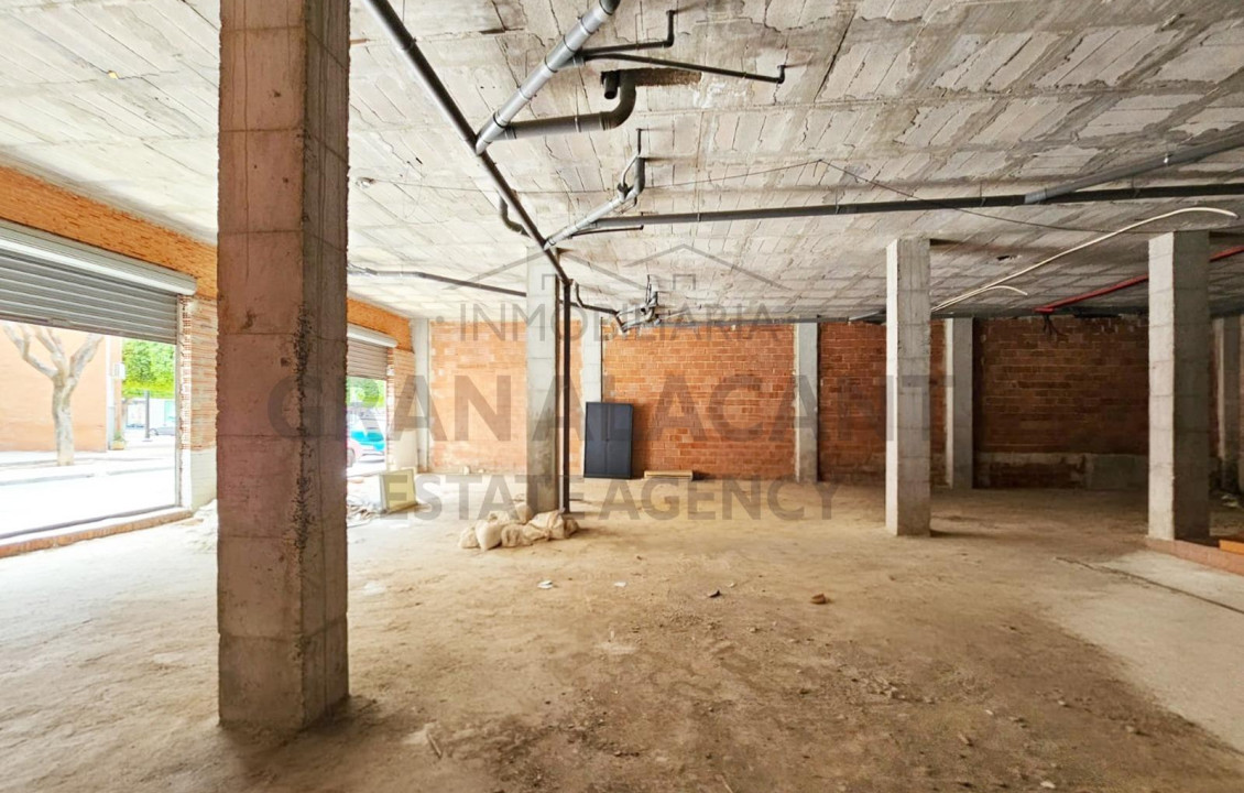 Venta - Commercial Unit - Torrellano - Centro
