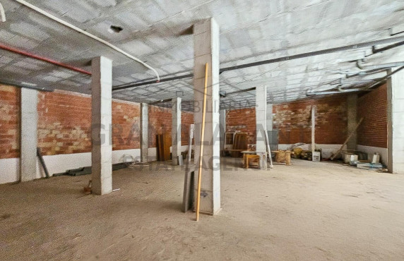 Venta - Commercial Unit - Torrellano - Centro
