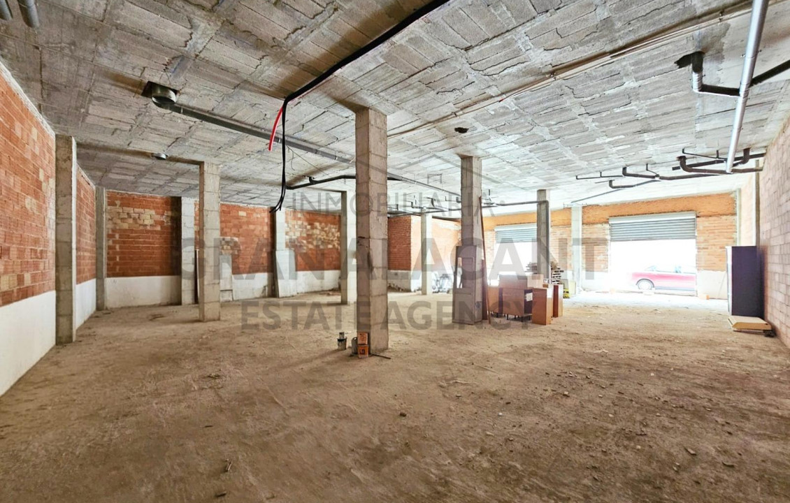 Venta - Commercial Unit - Torrellano - Centro