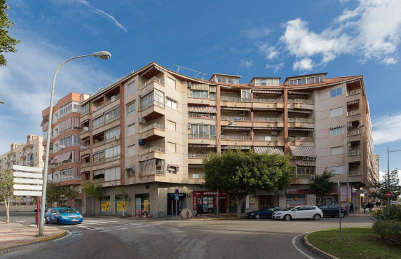 Venta - Apartamento - Santa Pola - Club nautico