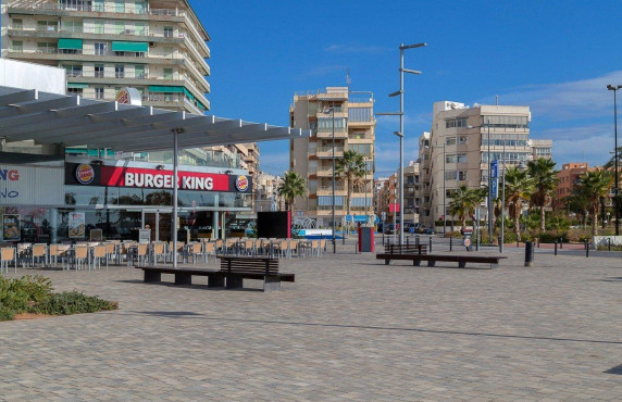Venta - Apartamento - Santa Pola - Club nautico
