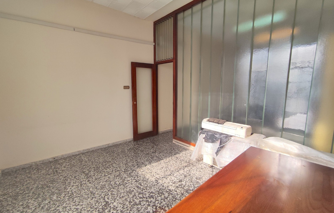 Alquiler Larga Estancia - Local comercial - Elche - Centro